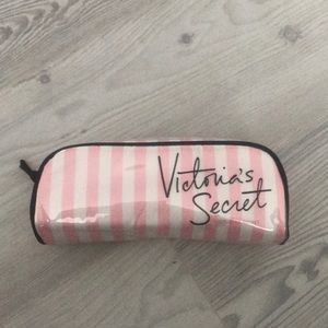 Victoria’s Secret Pouch